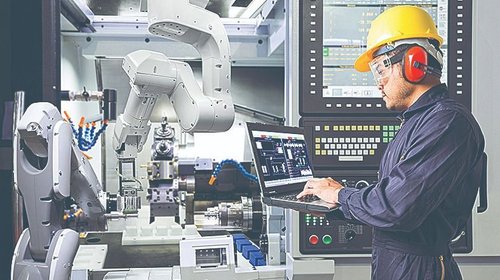 Sector manufacturero duplica creación de empleo en NL