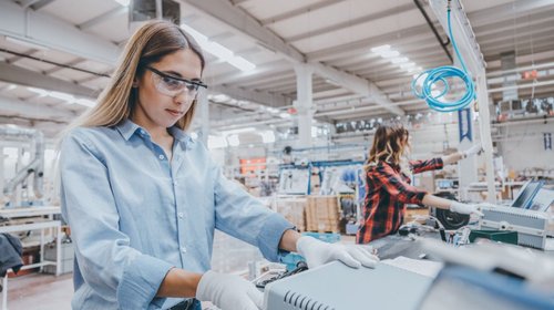 Genera NL 1 de cada 4 empleos manufactureros a nivel nacional