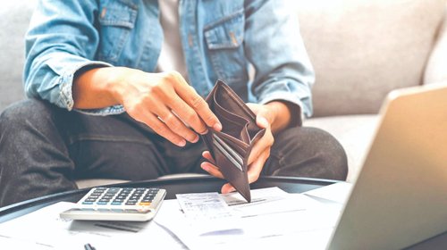 ¡Sufren los regios!: 50% enfrenta estrés financiero