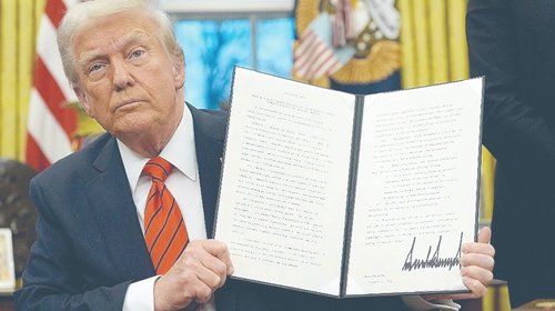 Anuncia Trump nuevo arancel de 50% a productos de Canadá