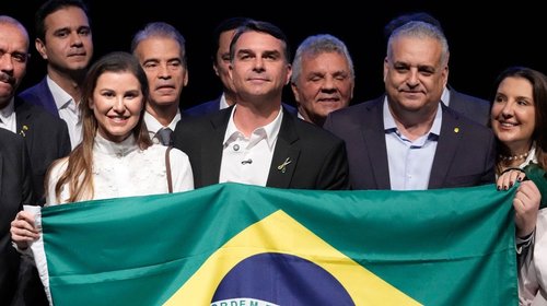 Flávio Bolsonaro revela a su compañero de fórmula