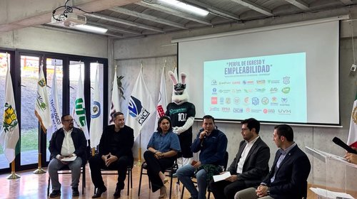 Analizan en foro perfiles que demanda la industria en Coahuila