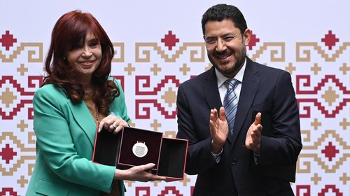 Reconocen a Cristina Fernández como huésped distinguida en CDMX