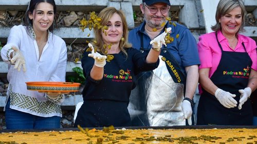 Mujer come 55 chiles jalapeños y gana concurso en Piedras Negras