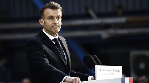 Aumenta Francia arsenal nuclear y despliega aeronaves en aliados