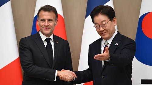 Francia y Corea del Sur colaboran para reabrir estrecho de Ormuz