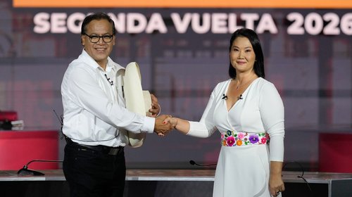Fujimori y Sánchez cerrarán campañas presidenciales esta noche