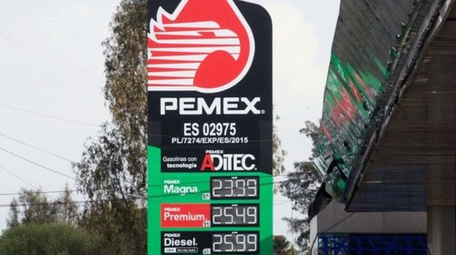 Aceptan gasolineros tope de $28 en diésel tras reunión