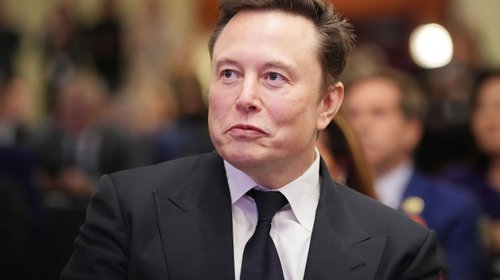 Documentos revelan reuniones de Epstein con Musk, Bannon y Thiel