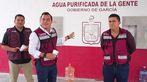Inaugura Manuel Guerra centro de 'Agua Purificada de la Gente'