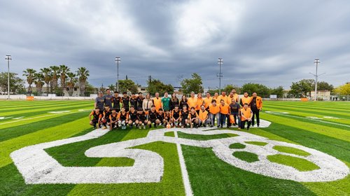 Samuel García cumple meta de 500 canchas previo al Mundial 2026