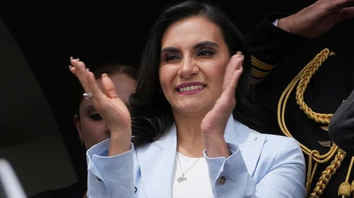 Gobierno de Ecuador designa a nueva vicepresidenta interina