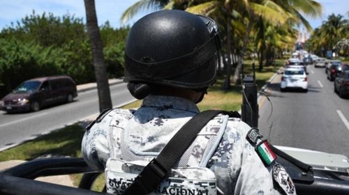 Van 300 guardias nacionales a Guerrero tras masacre de policías