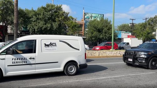 Dan último adiós a oficiales caídos en accidente automovilístico