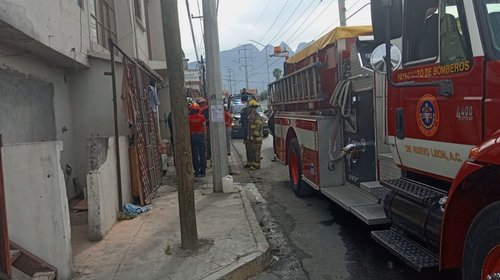 Hombre intenta terminar con su vida prendiéndose fuego