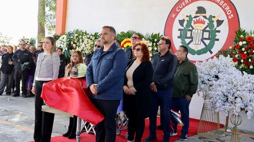Cadereyta despide con honores al comandante Guillermo de León