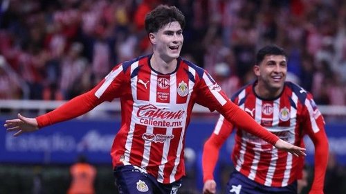 Chivas se impone en el Clásico Nacional y derrota al Club América