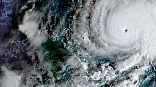 SRE alerta a mexicanos en el Caribe por el huracán Melissa