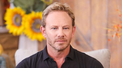 El actor Ian Ziering recibe golpiza de motociclistas