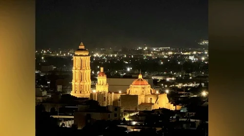 Realizan última prueba de iluminación de la Catedral de Saltillo