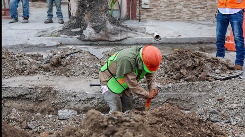 Supervisan obras de drenaje sanitario en Guadalupe y Cadereyta