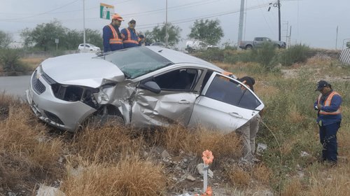 Accidente ferroviario deja personas lesionadas en Escobedo
