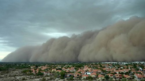 Tormenta de polvo alcanza nivel histórico en frontera México-EUA