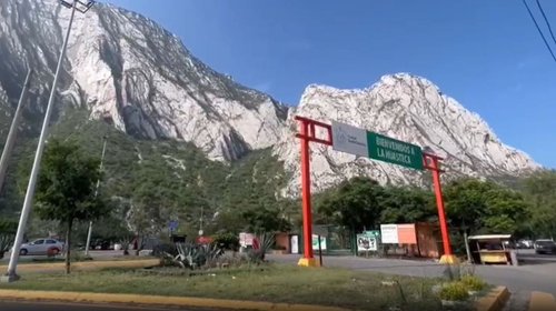 Implementan nuevo acceso y medidas de seguridad en La Huasteca