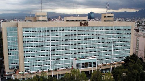 IMSS contrata 10,785 especialistas; NL suma 399 nuevos médicos