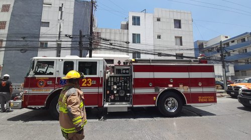 Se incendian dos departamentos en la colonia Tecnológico