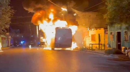 Explota tanque de camión urbano en colonia Caracol