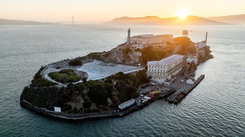 Trump solicita $152 mdd para reabrir Alcatraz como prisión activa