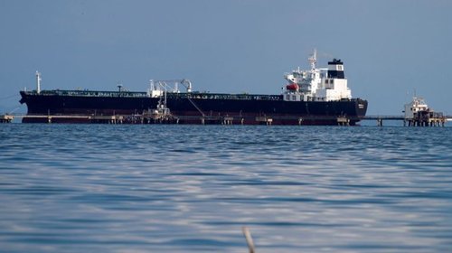 Sale de Venezuela buque petrolero de Chevron rumbo a EUA