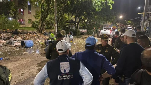 Explosión de paquete sospechoso en Colombia deja tres heridos