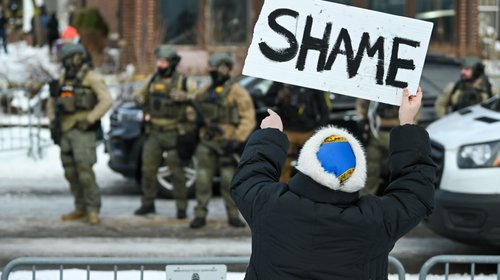 Minnesota declara emergencia tras muerte de mujer por el ICE