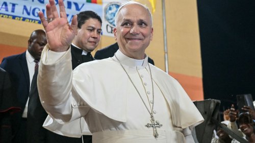 León XIV critica 'colonización' de recursos en África