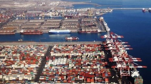 EUA bloquea puertos de Irán y asegura frenar su comercio marítimo