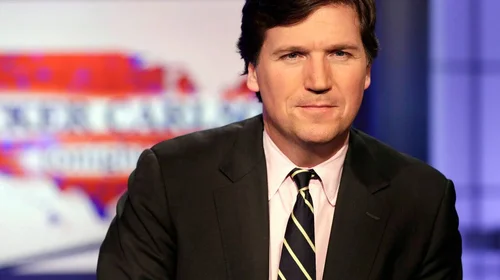 Tucker Carlson acusa a Ucrania de vender armas a cárteles