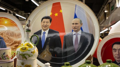Arranca cumbre entre Vladimir Putin y Xi Jinping en China