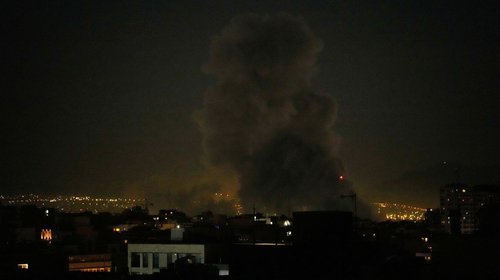 Irán jura venganza tras muerte de ayatolá Alí Jamanei