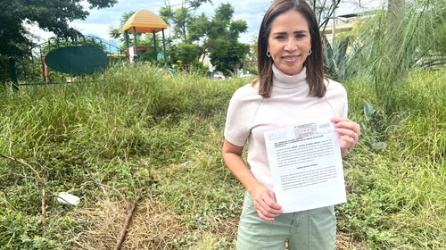 Ivonne Álvarez exige campañas de deshierbe en plazas de Monterrey