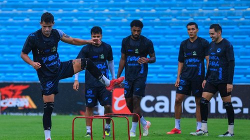 Va la Jaiba Brava por remontada en el Campeón de Campeones