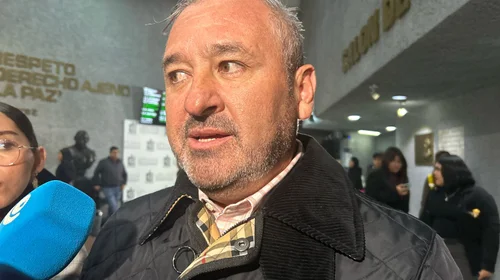 Instan a Monterrey verificar permisos de Estadio Banorte