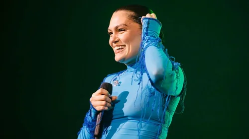Jessie J revela que padece cáncer de mama en etapa inicial