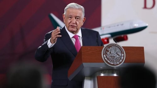 Justifica AMLO reducción de operaciones aéreas en el AICM