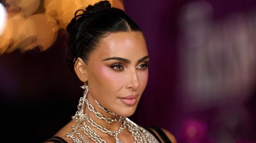 Revela Kim Kardashian que sufrió un aneurisma cerebral