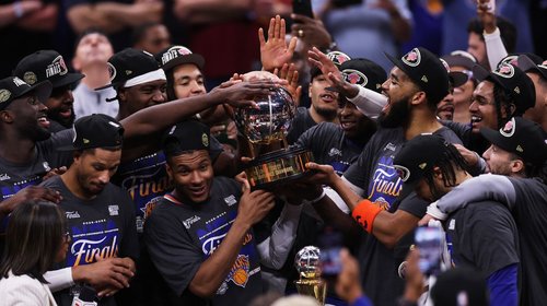 Knicks desatan la fiebre de '1999' rumbo a Finales de NBA