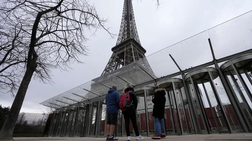 La Torre Eiffel reabre tras seis días cerrada por una huelga