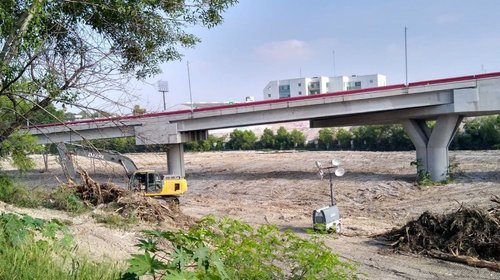 Detienen desmonte del río; van por diálogo con ciudadanos