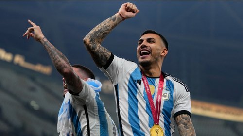 Leandro Paredes regresa a la Roma y firma por dos años